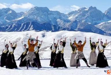 ������죬����Զ�� ����������ף����ѩ���껪��������