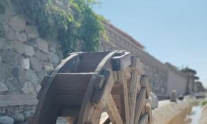 ��Ȫ�¶�������һ����/ˮ��